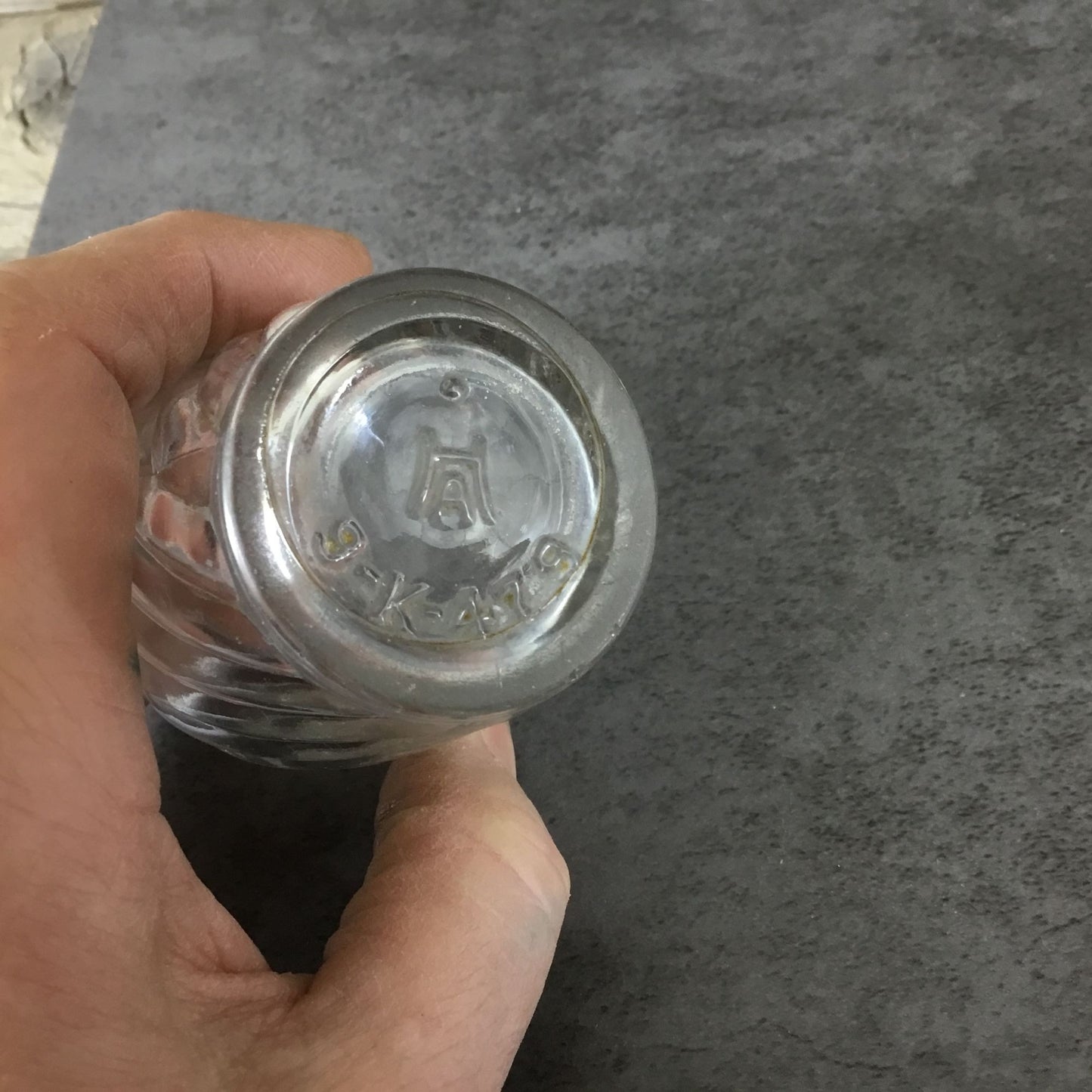 Vintage Anchor Hocking Swirl Salt & Pepper Shakers, Clear Glass 1950s