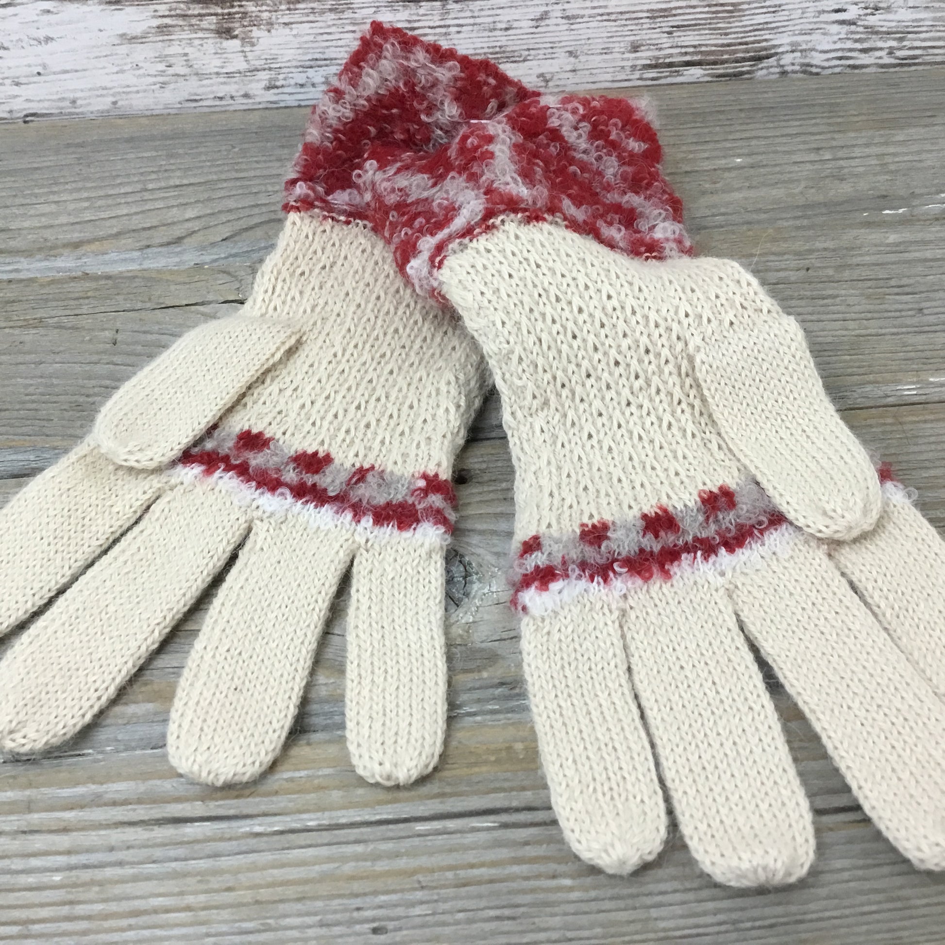 Palm View of Alpaca Gloves