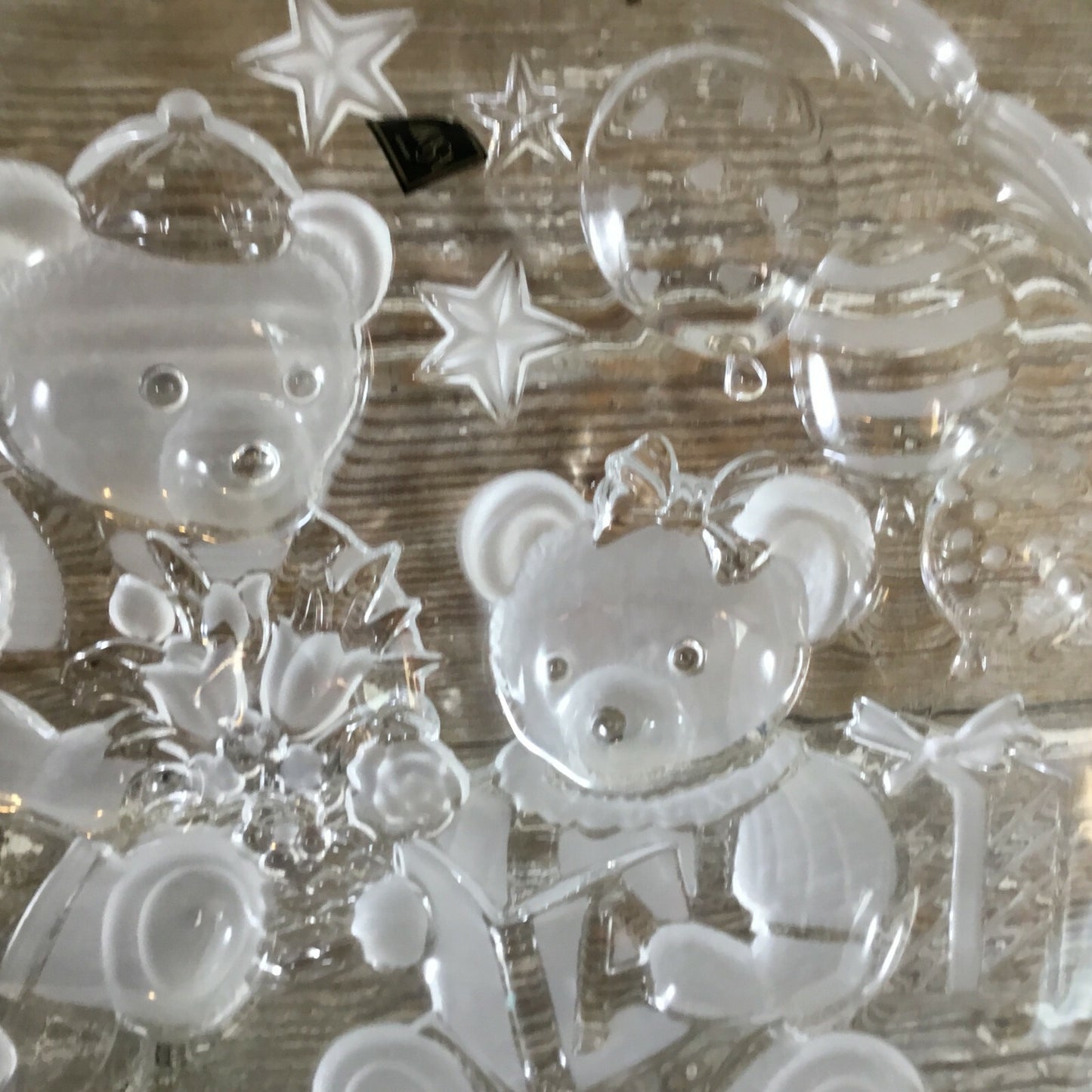 Mikasa Party Bears 15" Embossed Frosted Round Hostess Platter With Original Box