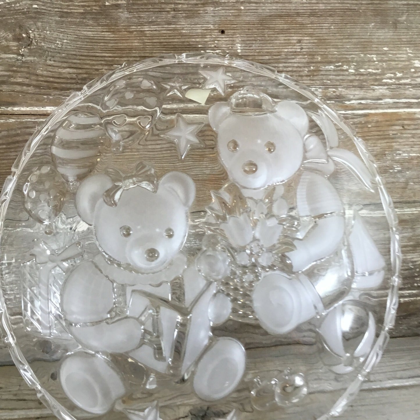 Mikasa Party Bears 15" Embossed Frosted Round Hostess Platter With Original Box