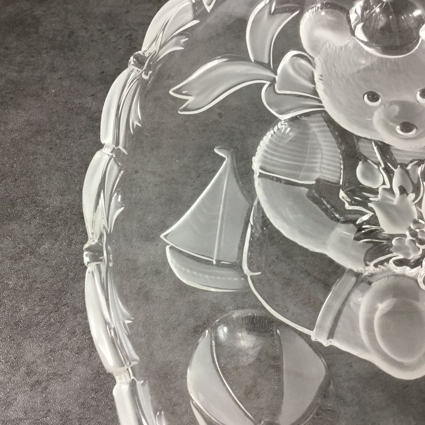 Mikasa Party Bears 15" Embossed Frosted Round Hostess Platter With Original Box