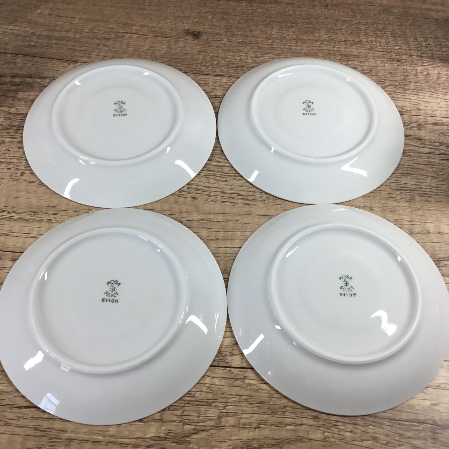 Set of 4 Mosa Select White Porcelain Coffee Cups & Saucers MCM 1110G and 6110H
