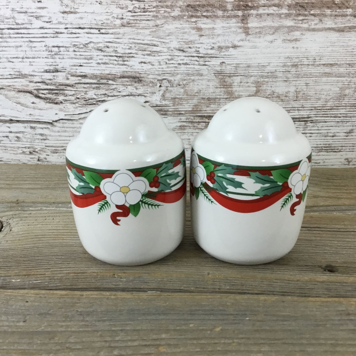 Vintage Pfaltzgraff Yuletide Salt & Pepper Shakers