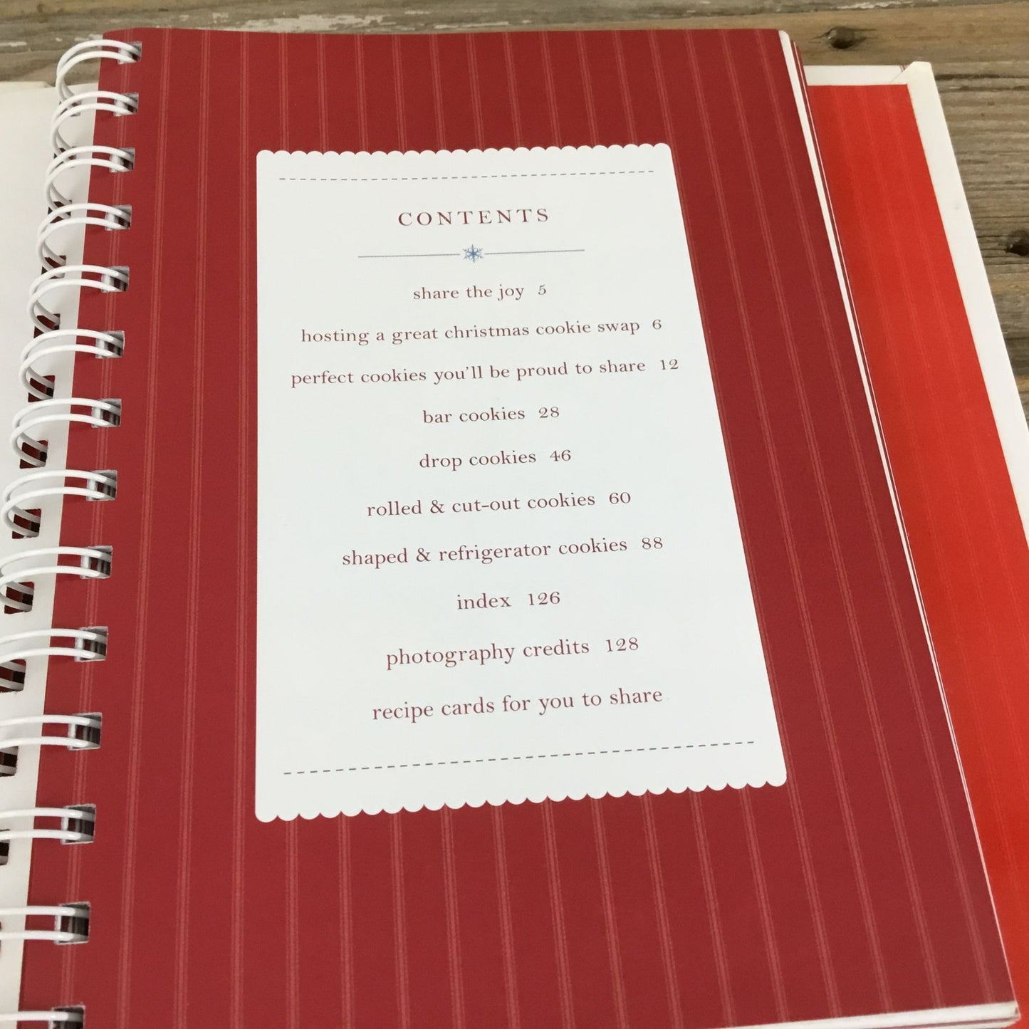 Good Housekeeping The Great Christmas Cookie Swap Cookbook 60 Recipes Hardcover