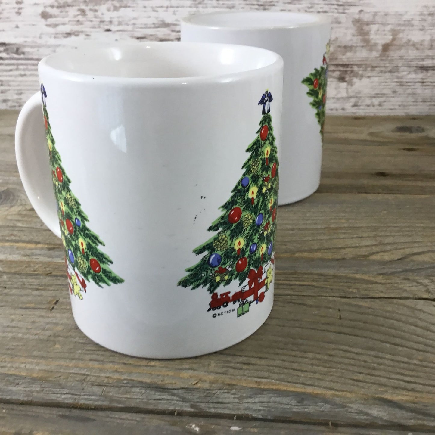 Vintage 1993 McCrory Christmas Tree Ceramic Mugs Set Of 4 11 Oz Holiday Kitchenware