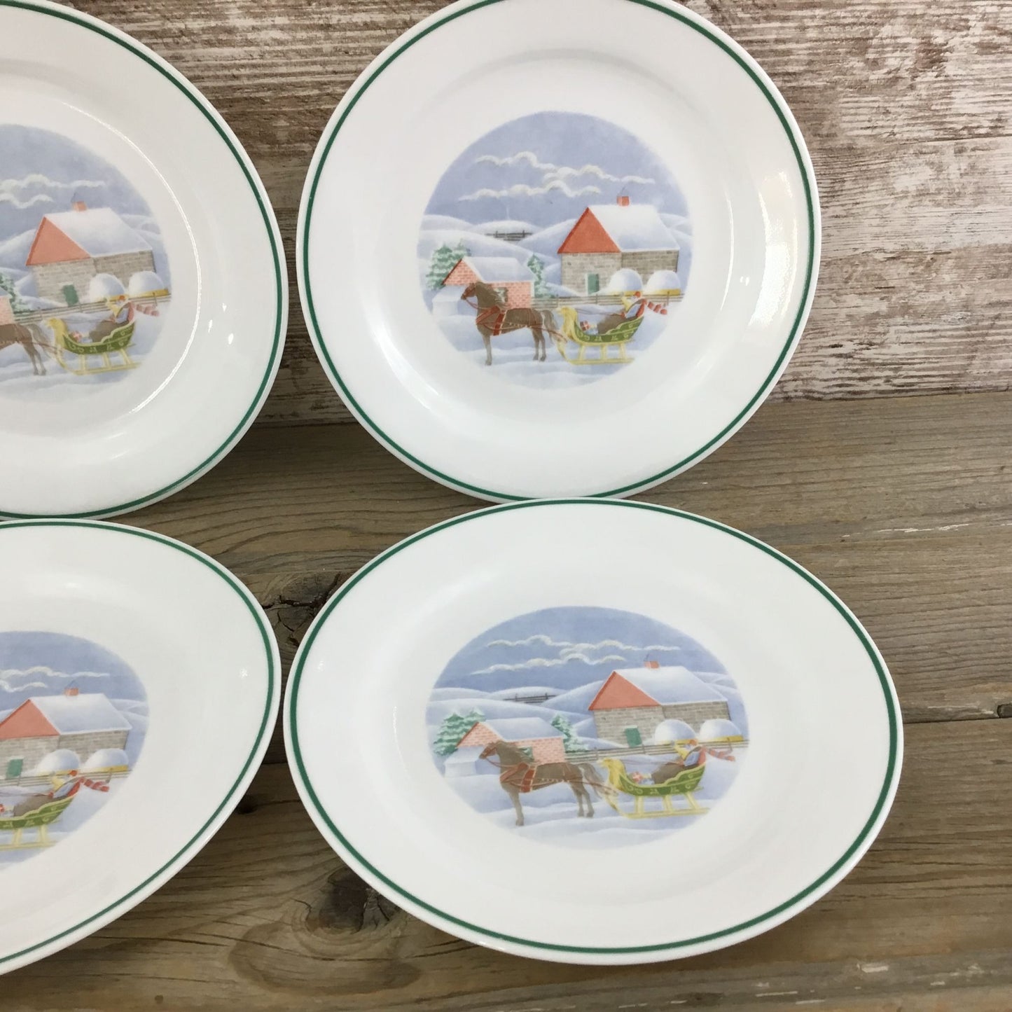 Set of 4 Corelle Country Memories Salad Dessert Plates 7¼" Christmas Horse Sleigh