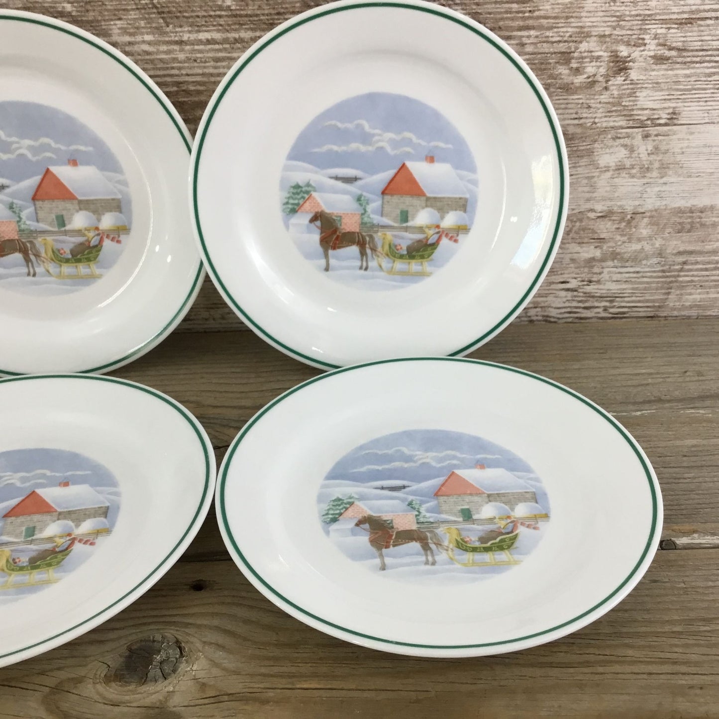 Set of 4 Corelle Country Memories Salad Dessert Plates 7¼" Christmas Horse Sleigh