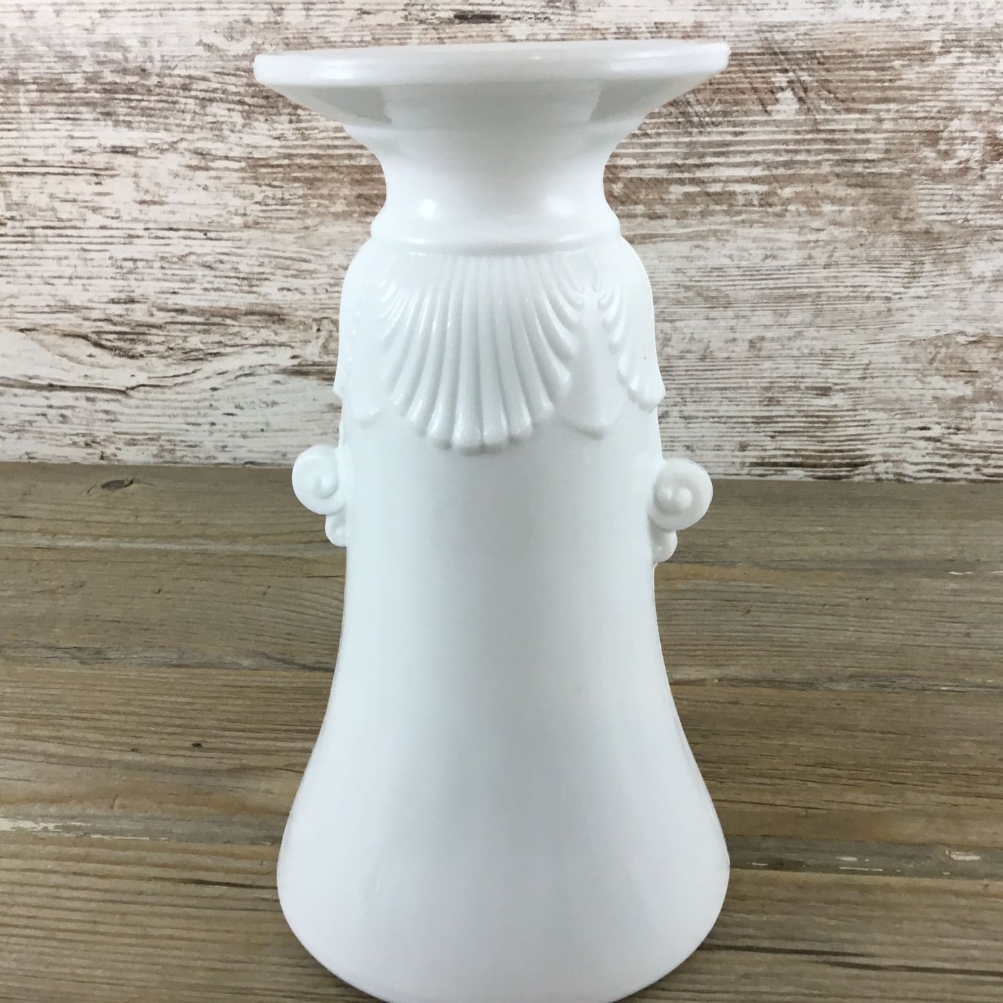 Vintage Anchor Hocking Fire King Vitrock White Milk Glass Vase Shell Handles