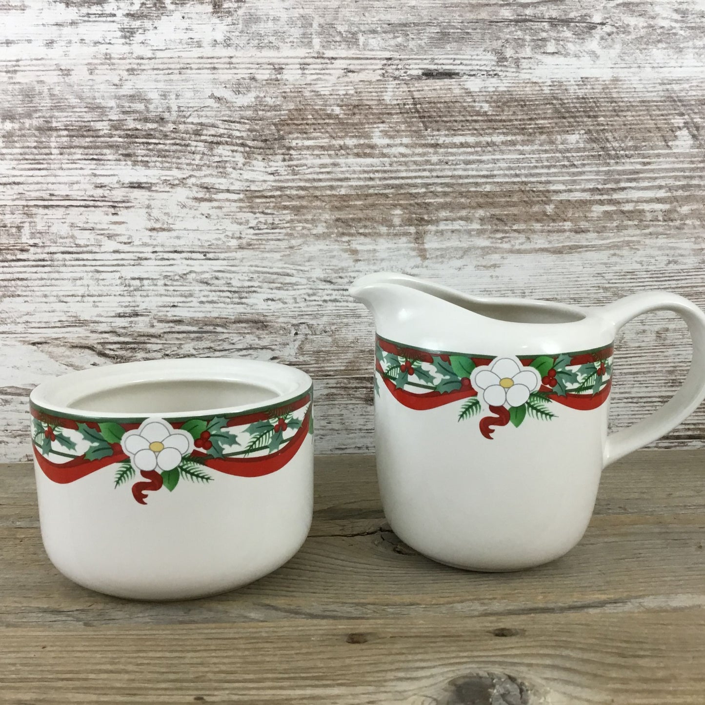 Pfaltzgraff Yuletide Stoneware Creamer & Sugar Bowl Set