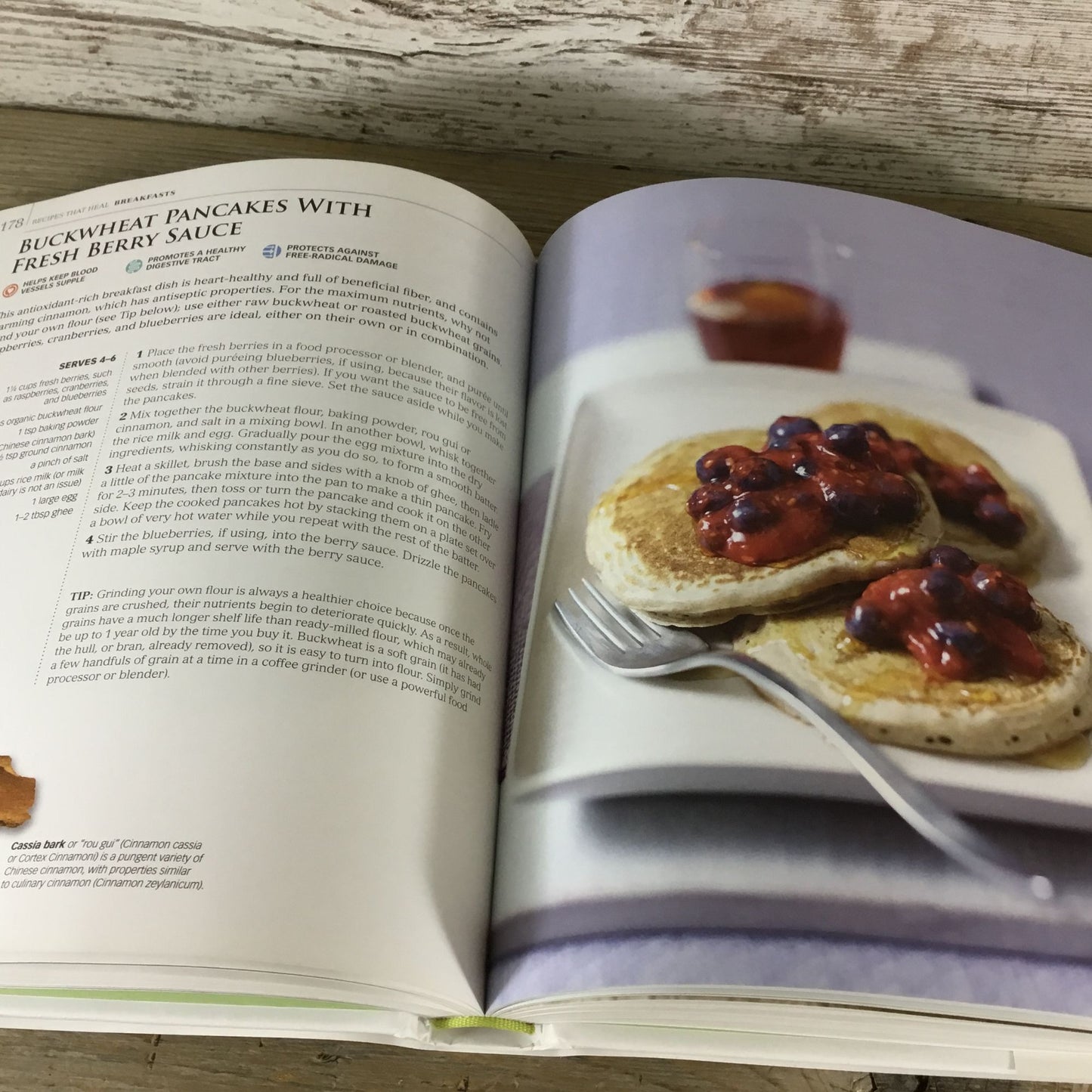 DK "Healing Foods" Hardcover Book On Nutrition & Recipes Health & Wellness Guide