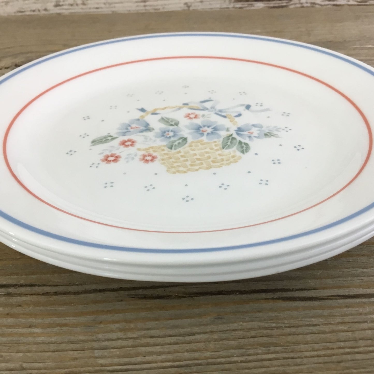 Set of 3 Corelle Country Cornflower Lunch Salad Plates 7 1/4" Flower Basket