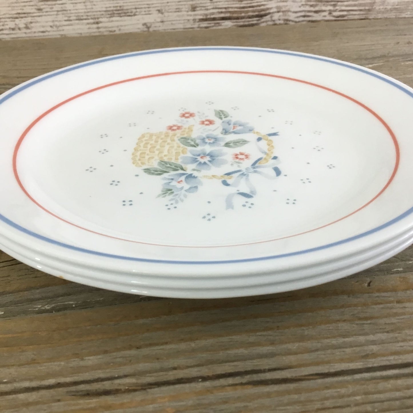 Set of 3 Corelle Country Cornflower Lunch Salad Plates 7 1/4" Flower Basket