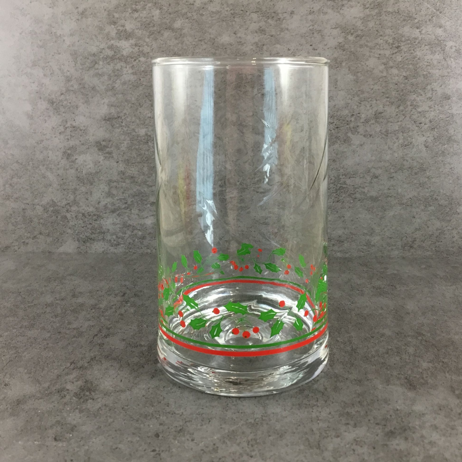 Arbys Christmas Holiday Holly Berry Tumbler Glass 5" 