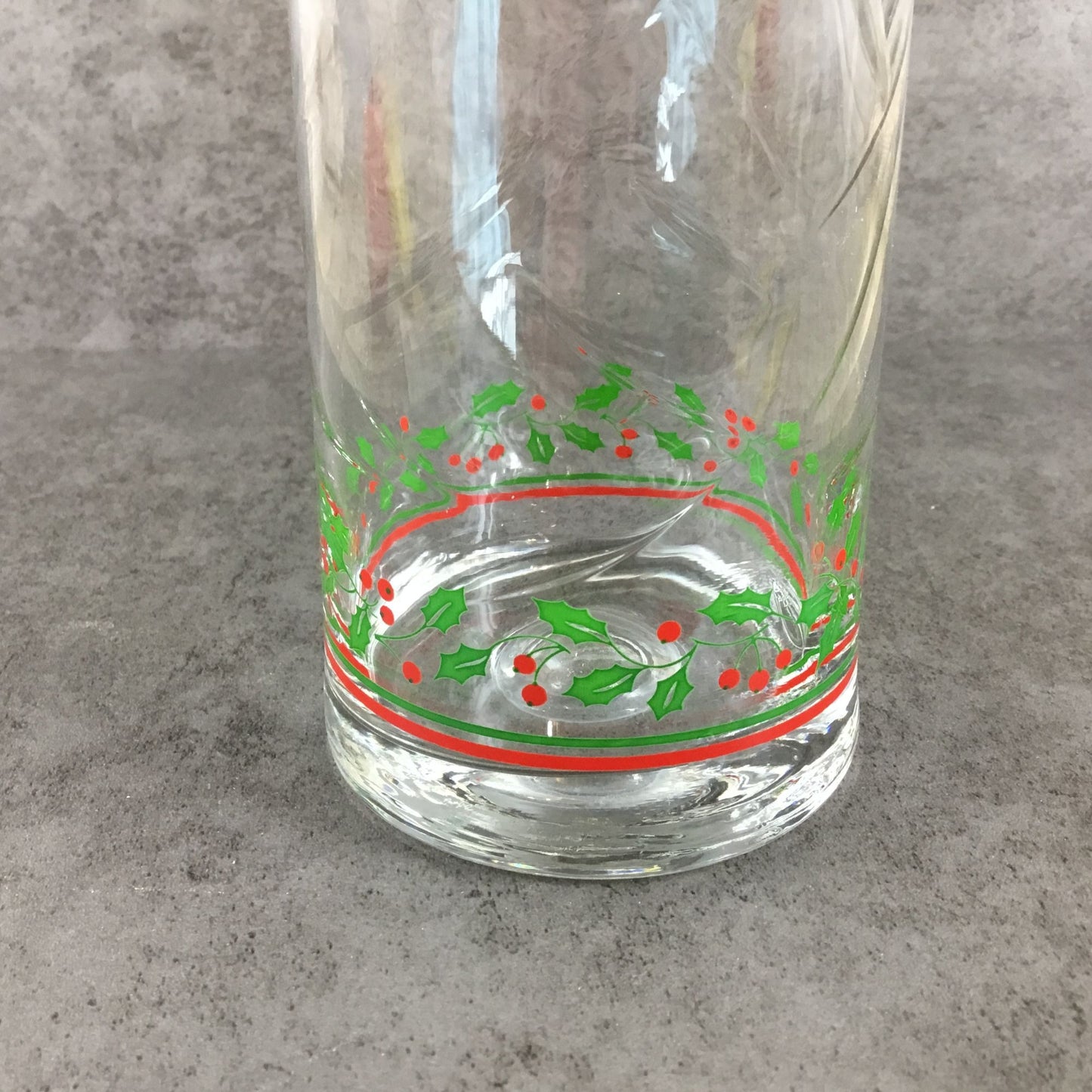 Arbys Christmas Holiday Holly Berry Tumbler Glass 5"