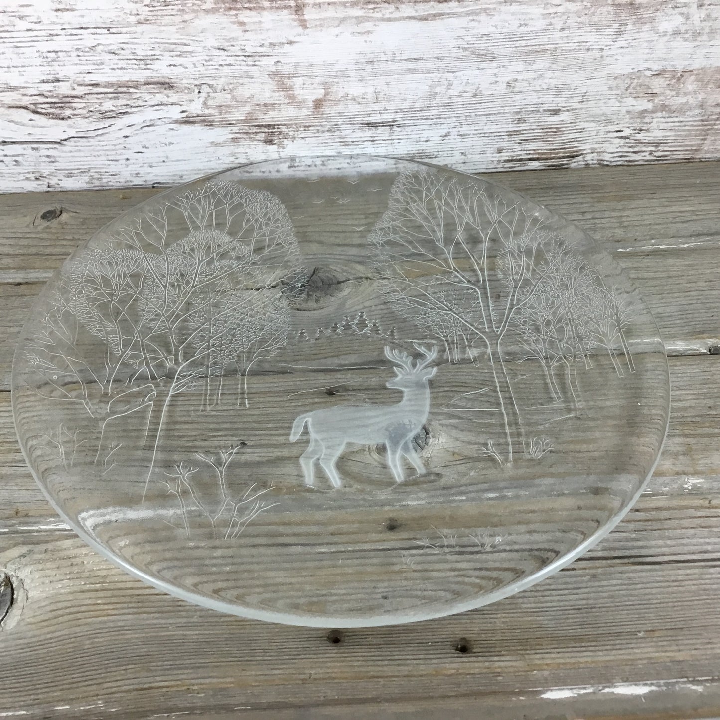 LE Smith 13 inch Crystal Deer Scene Christmas Platter