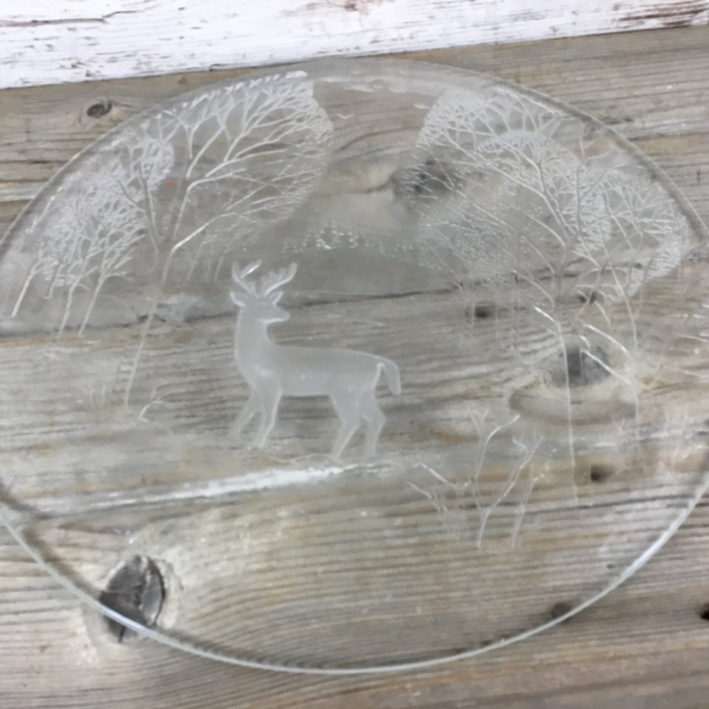 LE Smith 13 inch Crystal Deer Scene Christmas Platter