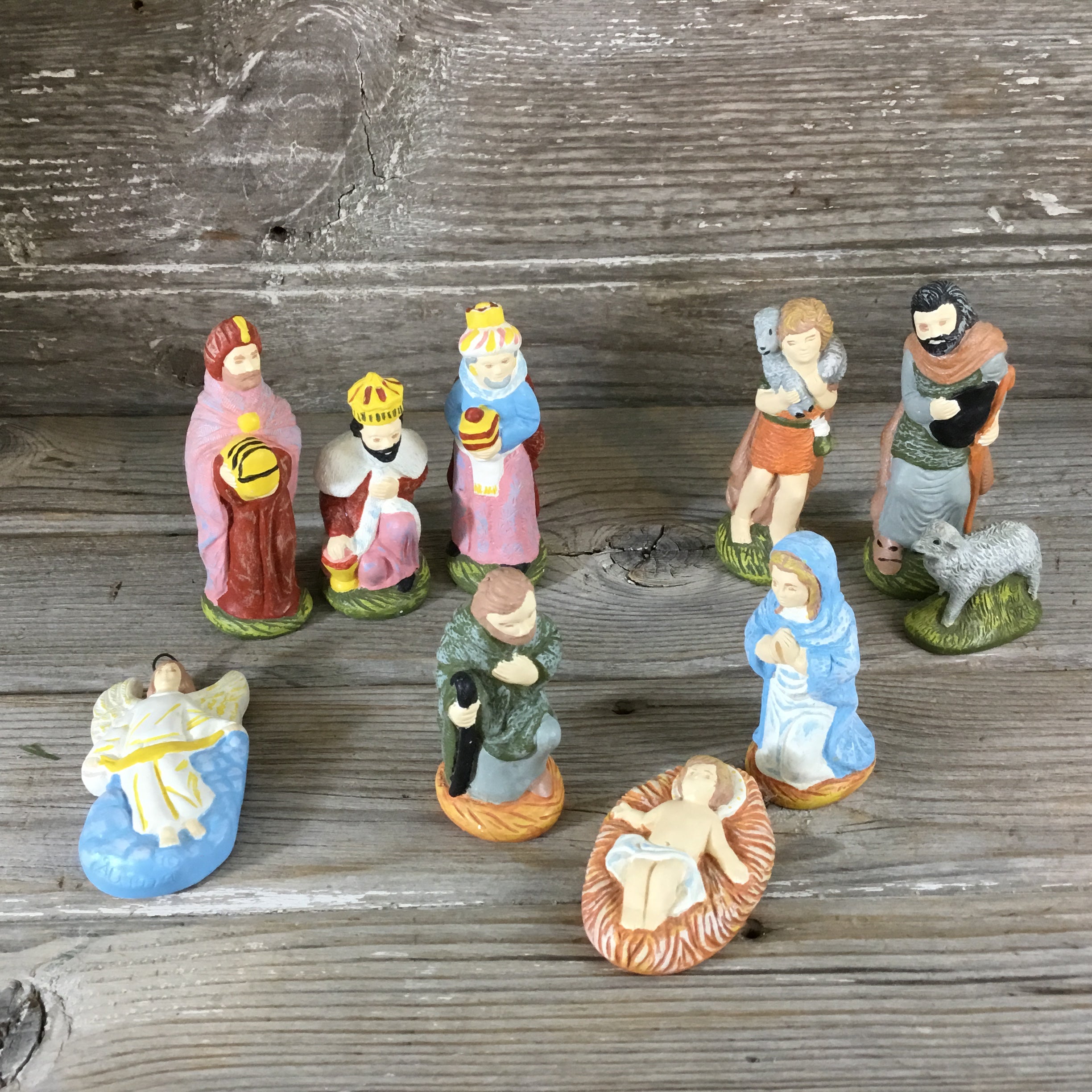 Vintage deals 1989 Whitney Christmas 12 Piece Hand Painted Porcelain Nativity Set