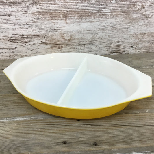 Pyrex Divided Casserole Yellow 1 1/2 Qt.